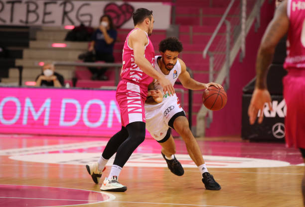 手陷入一场 手陷入一场