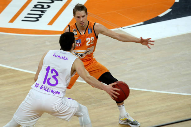 也引发了球 也引发了球